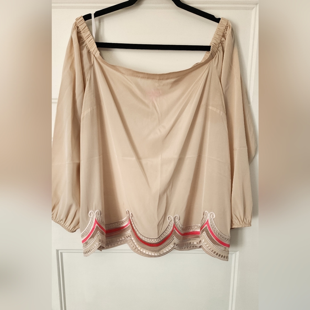 Lilly pulitzer womens off the shoulder blouse XL (see last pic)